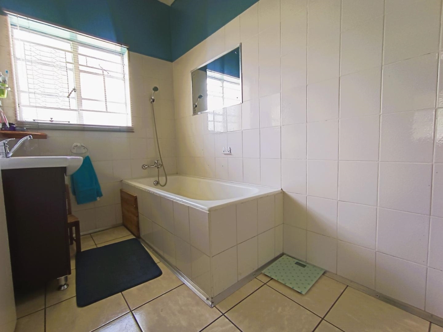 3 Bedroom Property for Sale in Kroonheuwel Free State